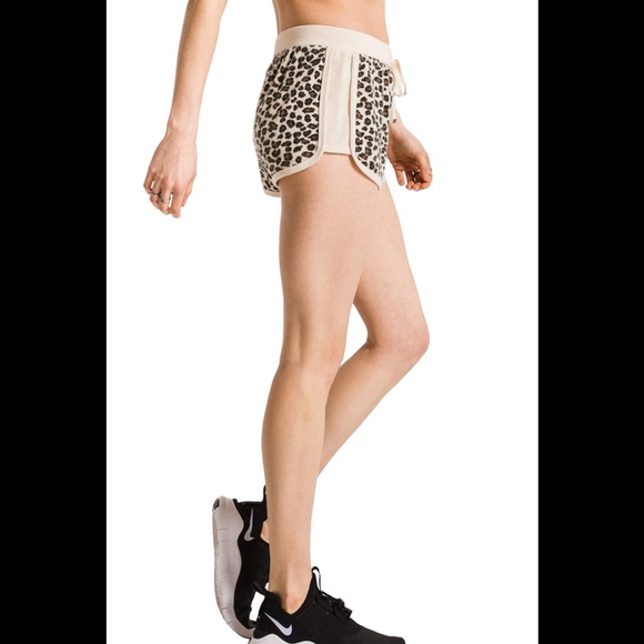 NWT Z Supply Leopard Shorts - Picture 8 of 12